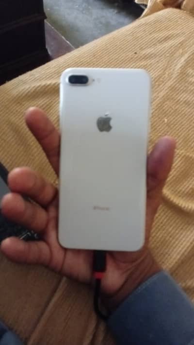 Apple iPhone 8 Plus