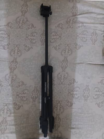 Yunteng VCT-618N Professional Tripod Stand