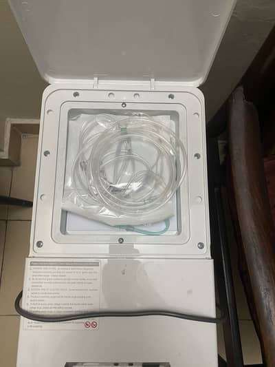 Oxygen concentrator