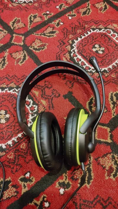 Genius HS-400A Black & Green Gaming Headset  | Budget Headphones