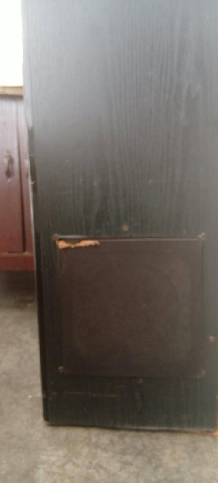 good condition speaker 2