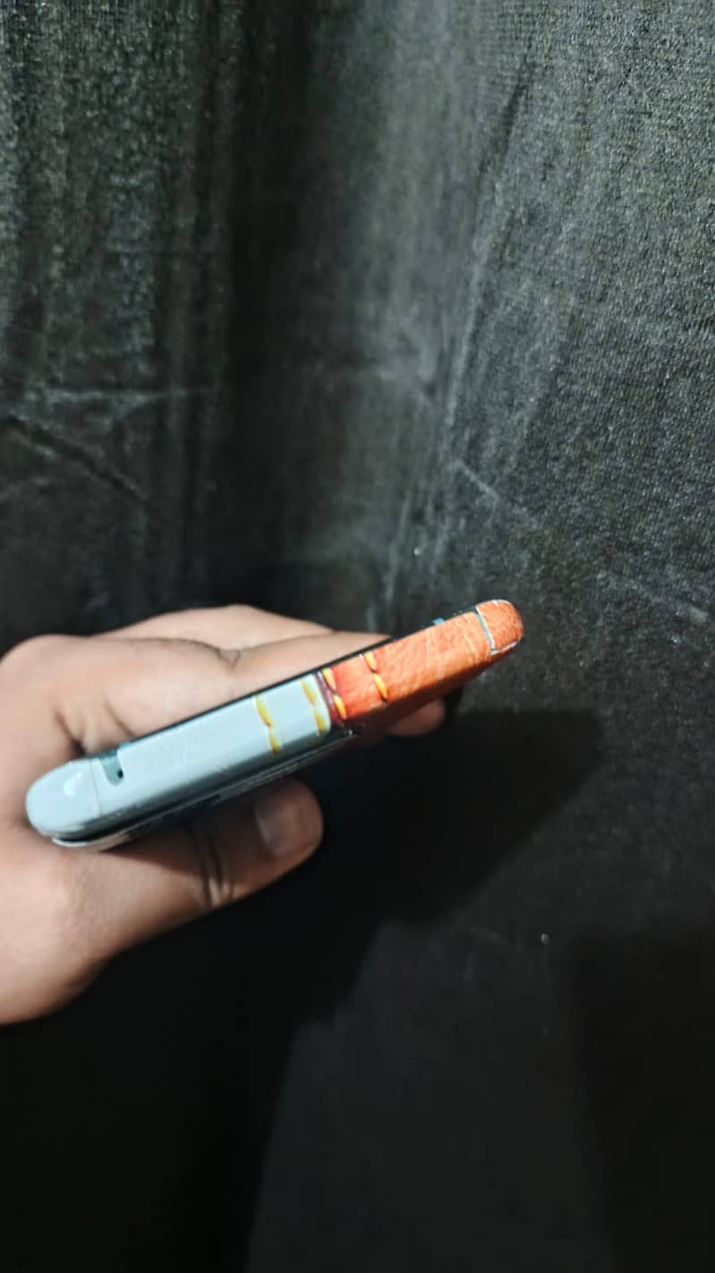 One Plus 10 Pro 6