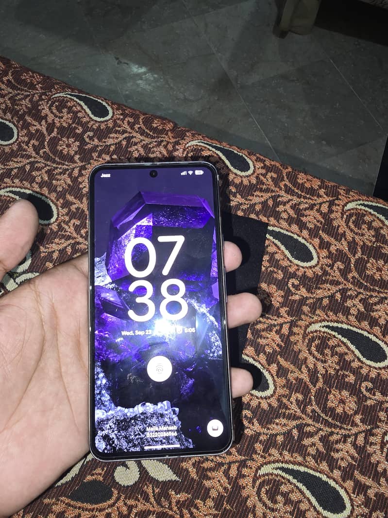 Google Pixel 8 3