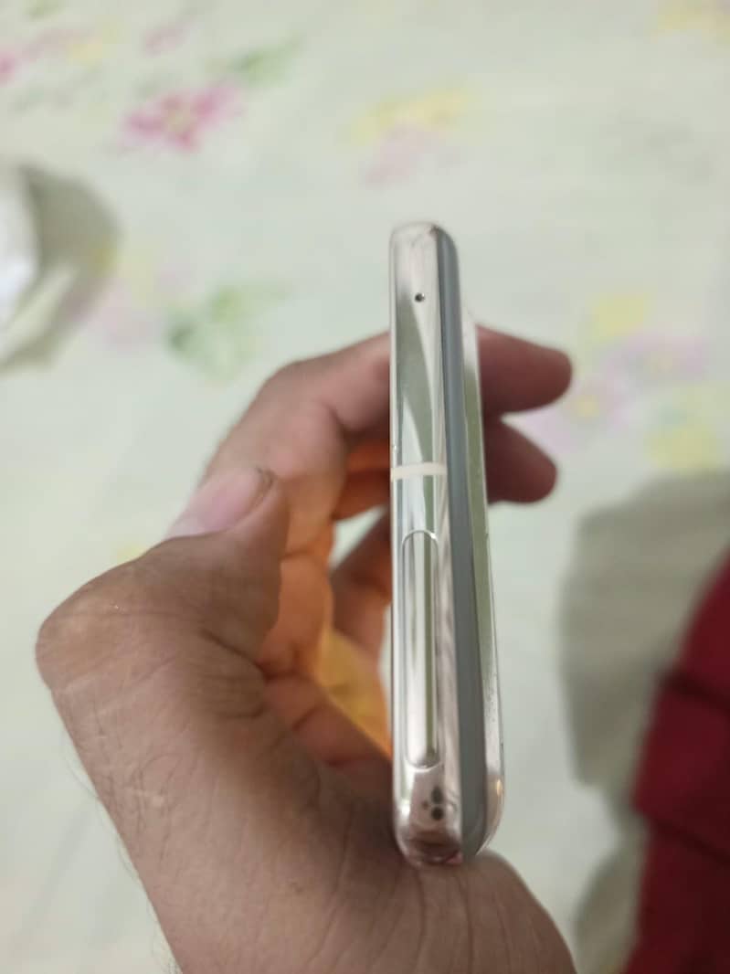 Google Pixel 7 Pro 4