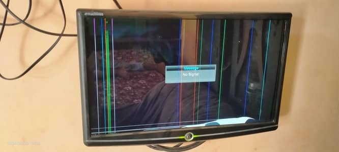 Monitor For Sale size 20 inch Low price  call 03041204941