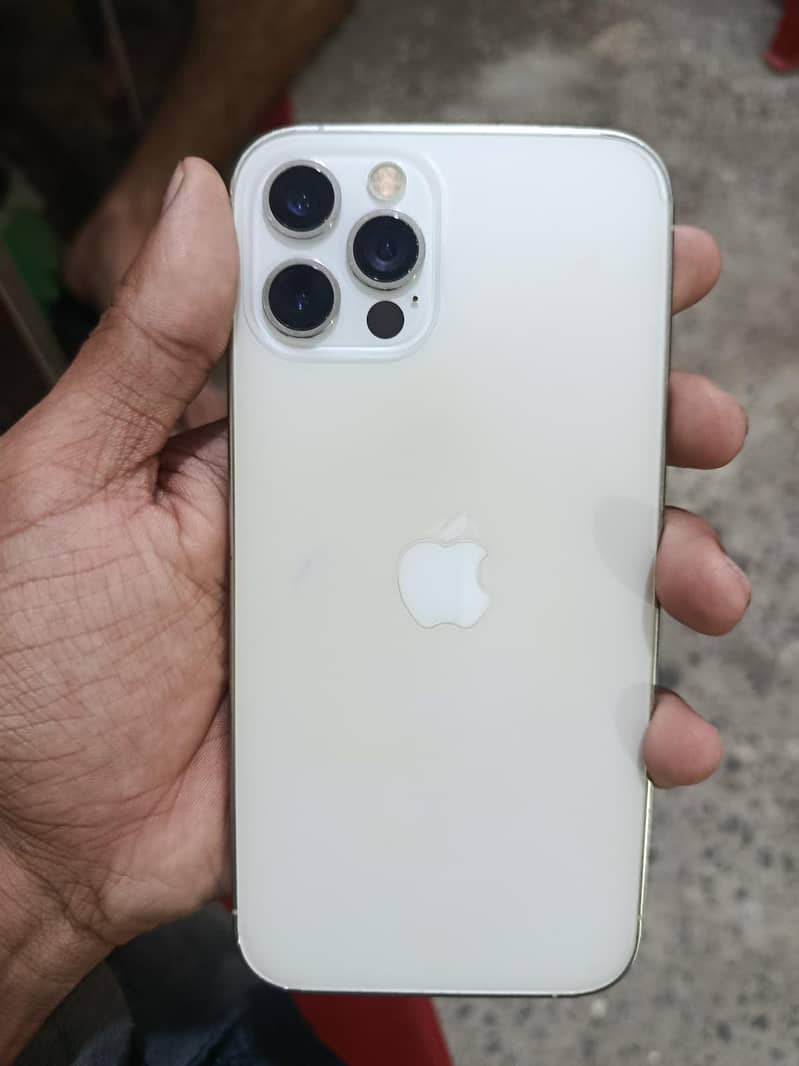 Apple iPhone 12 Pro 0