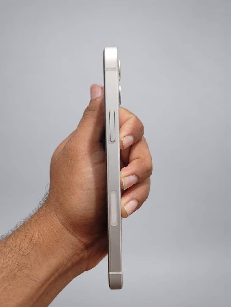Apple iPhone 12 2