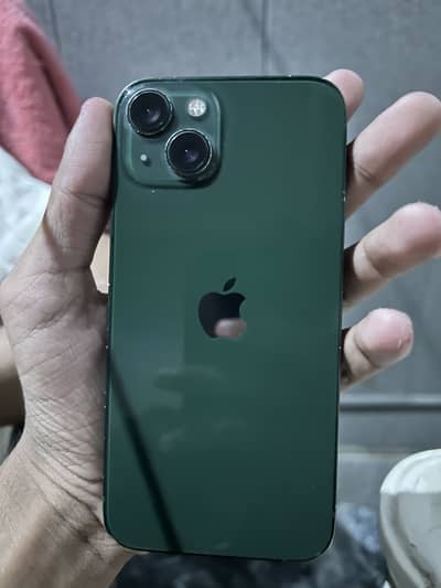 Apple iPhone 13