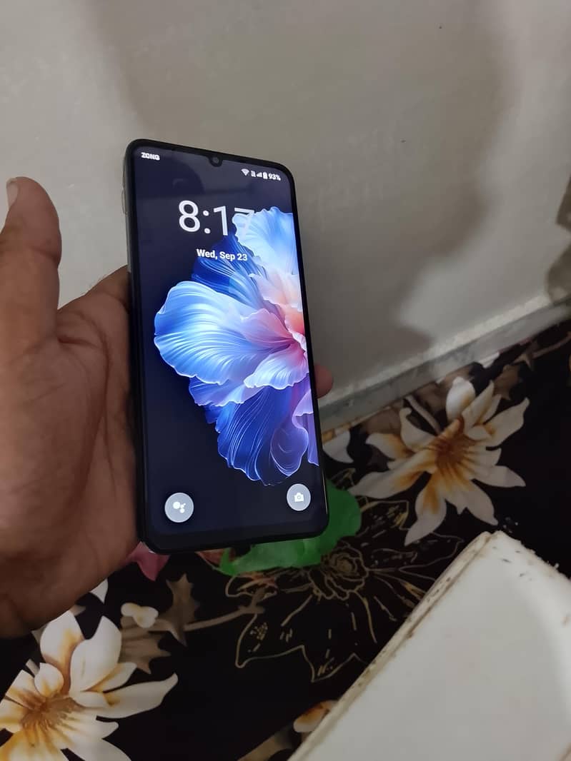 Realme Note 60x 3