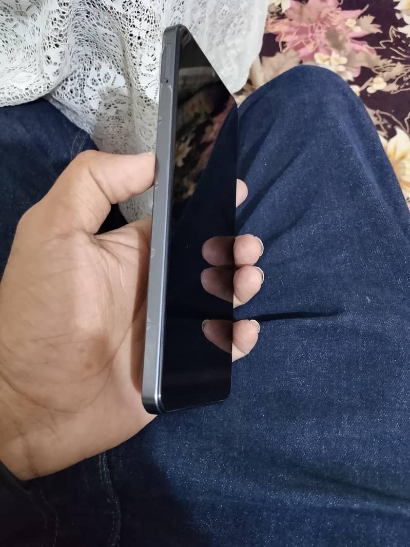 Realme Note 60x 6
