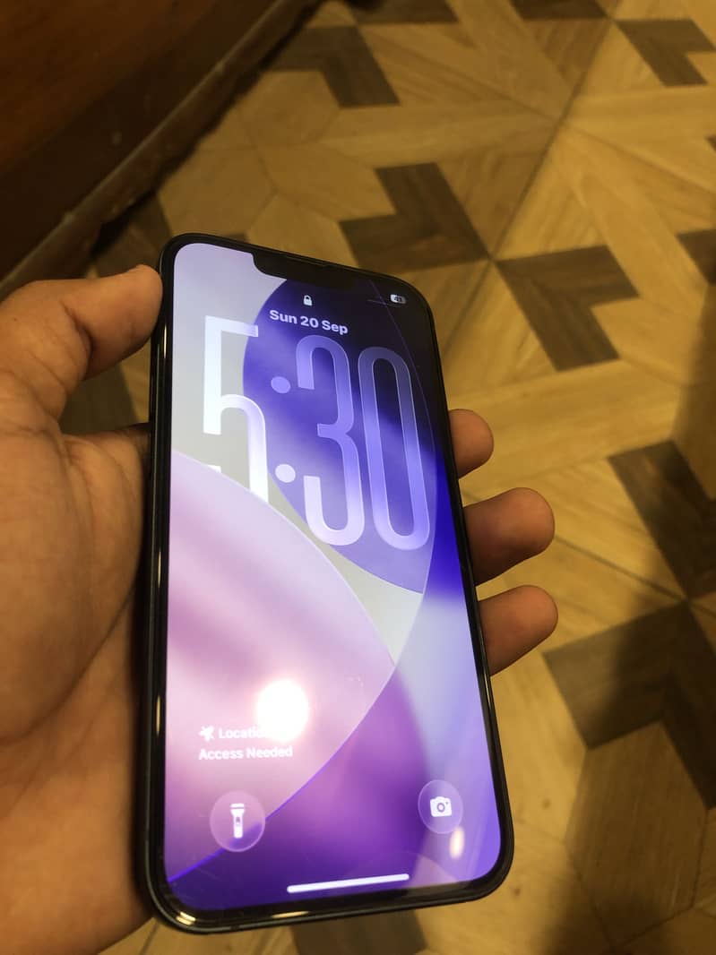 Apple iPhone 13 1
