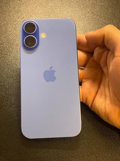 Apple iPhone 16