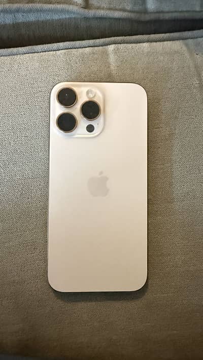 Apple iPhone 16 Pro Max