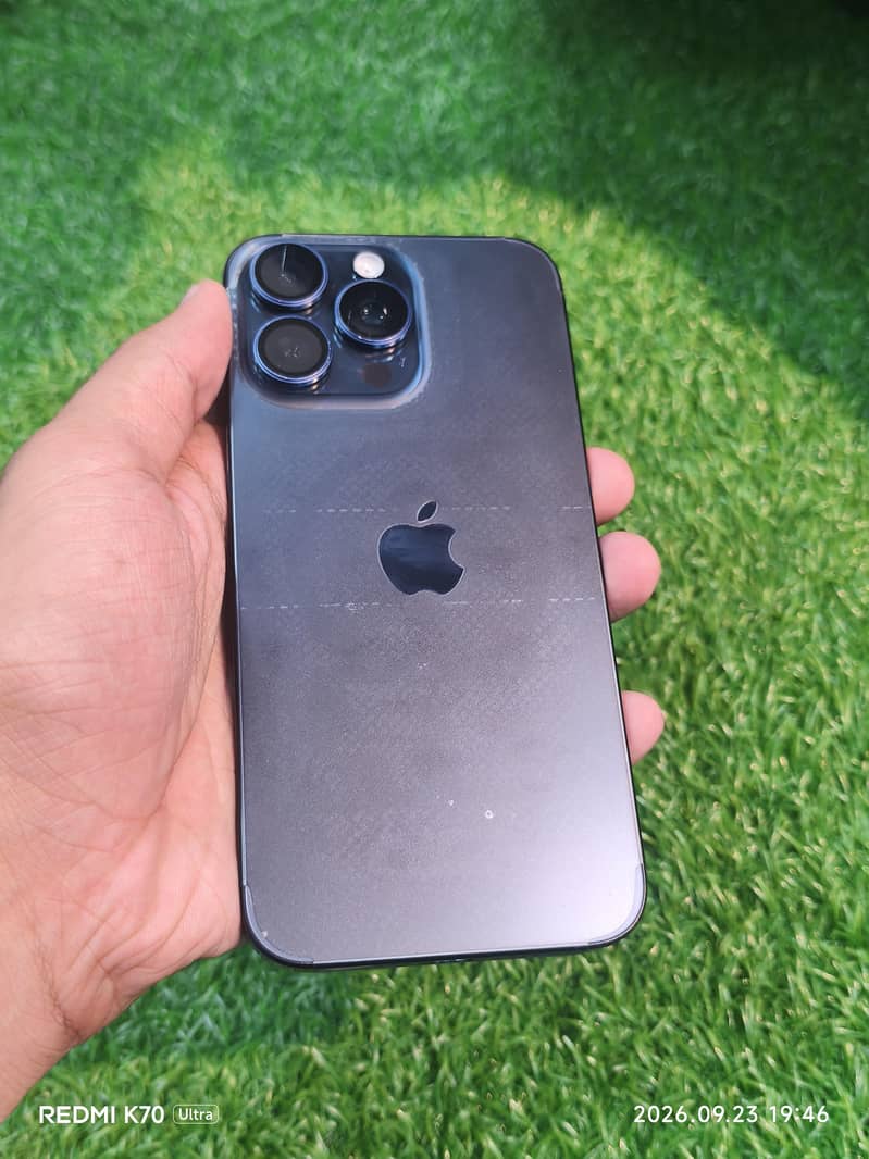 Apple iPhone 15 Pro Max 5