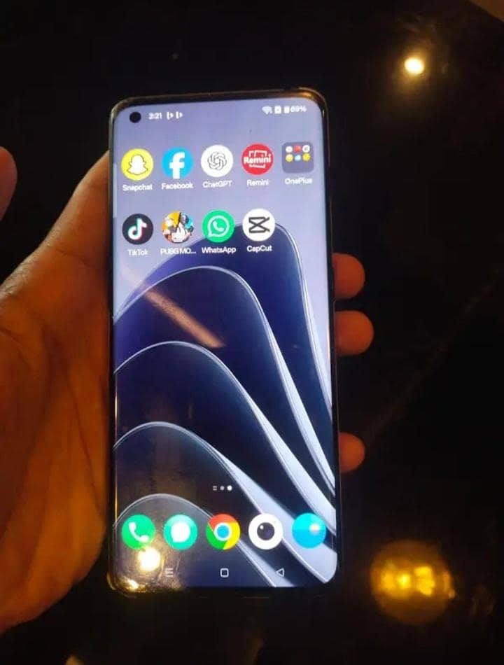 One Plus 10 Pro 3