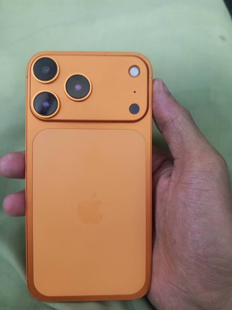 Apple iPhone 17 0
