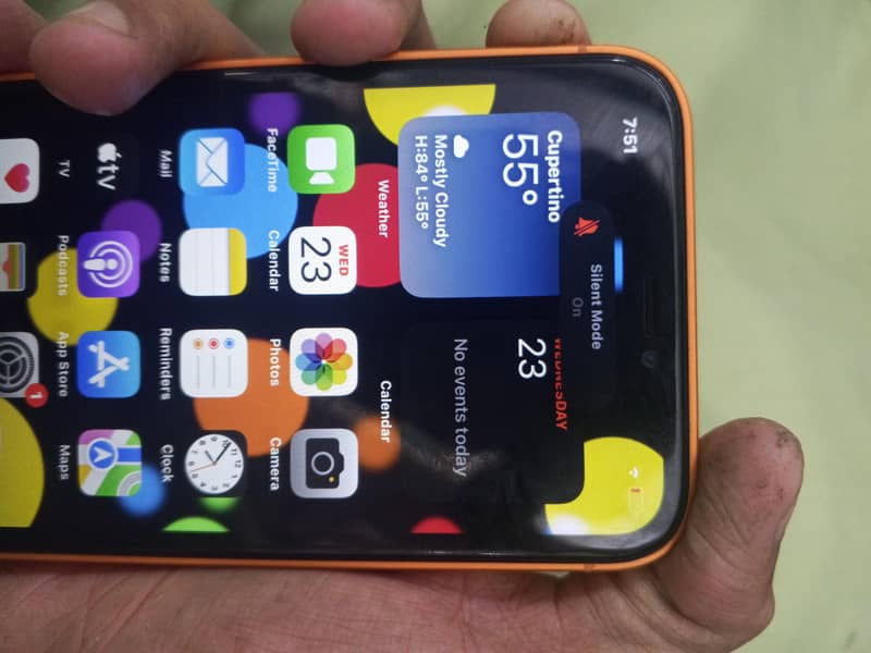 Apple iPhone 17 4