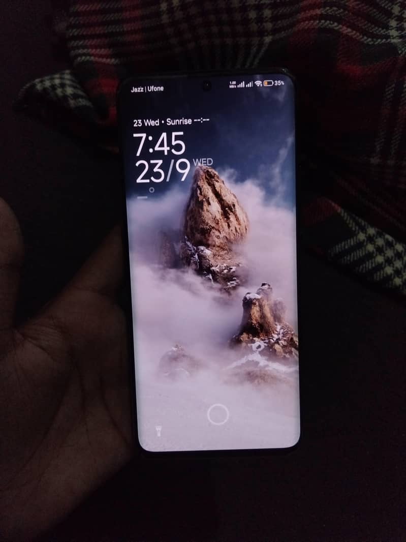 Xiaomi Redmi Note 13 Pro Plus 1
