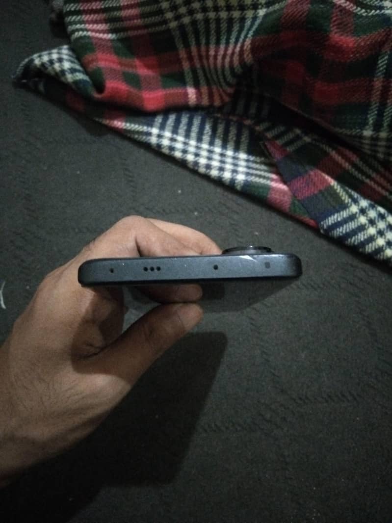 Xiaomi Redmi Note 13 Pro Plus 2