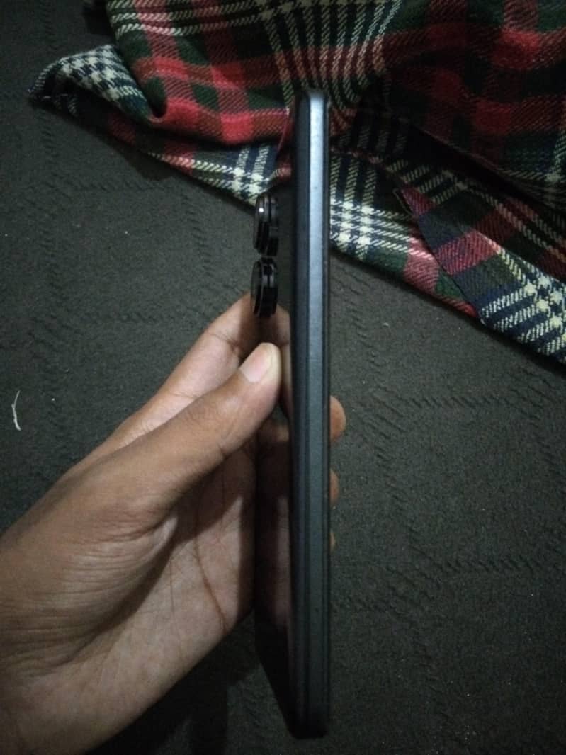 Xiaomi Redmi Note 13 Pro Plus 3