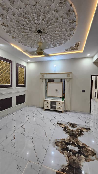 4.5 marla rent zubaida park