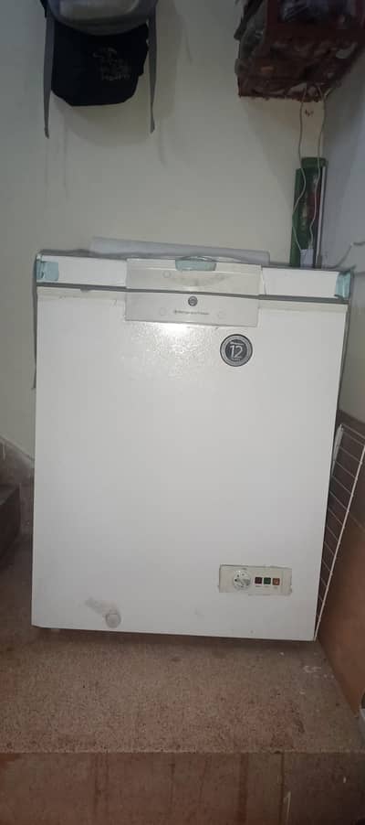 DAWLANCE FREEZER UP FOR SLAE