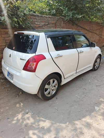 Suzuki Swift 2015