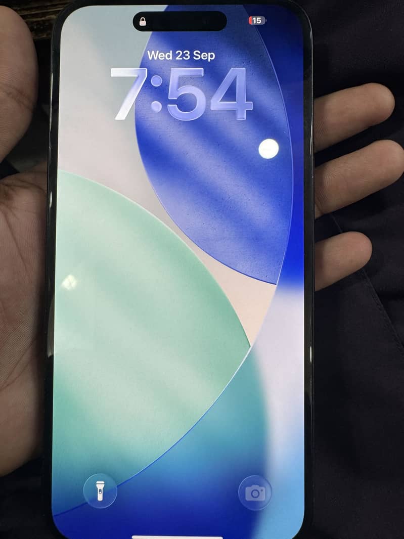 Apple iPhone 16 Plus 4
