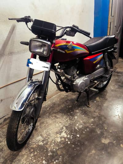 Metro 125 2016/2017