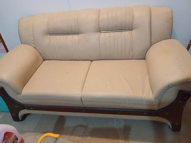 Sofa Set- 7 seater 5
