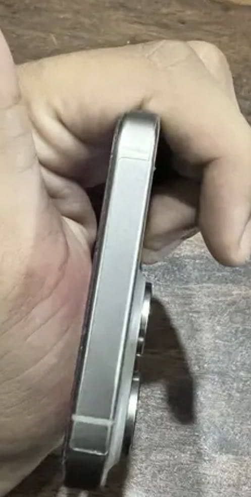 iPhone 15 pro max 1