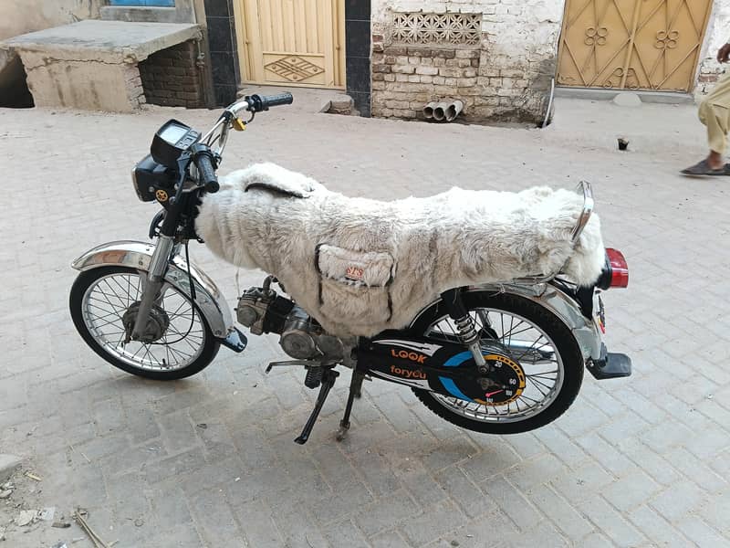 Unique 2014 model 4