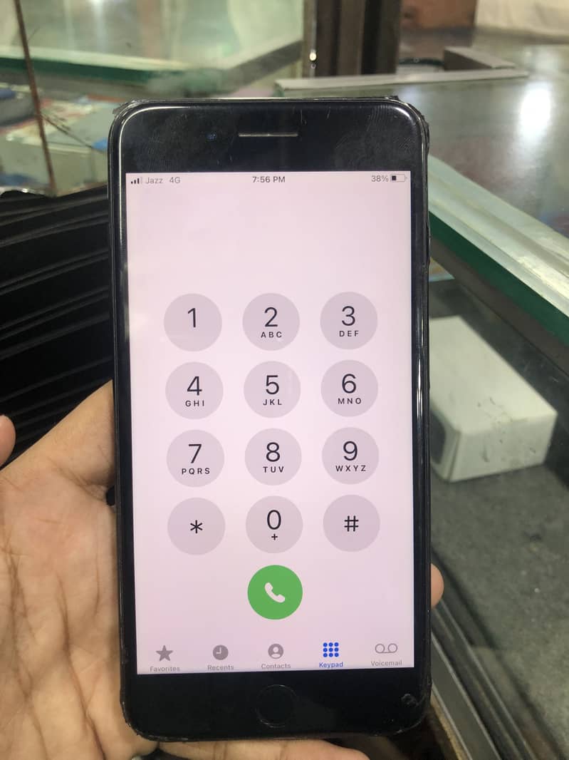 Apple iPhone 7 Plus 4