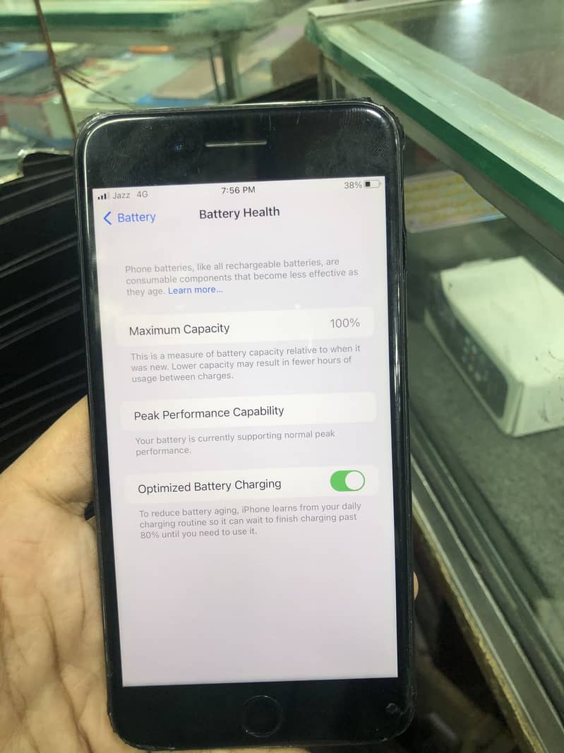 Apple iPhone 7 Plus 5
