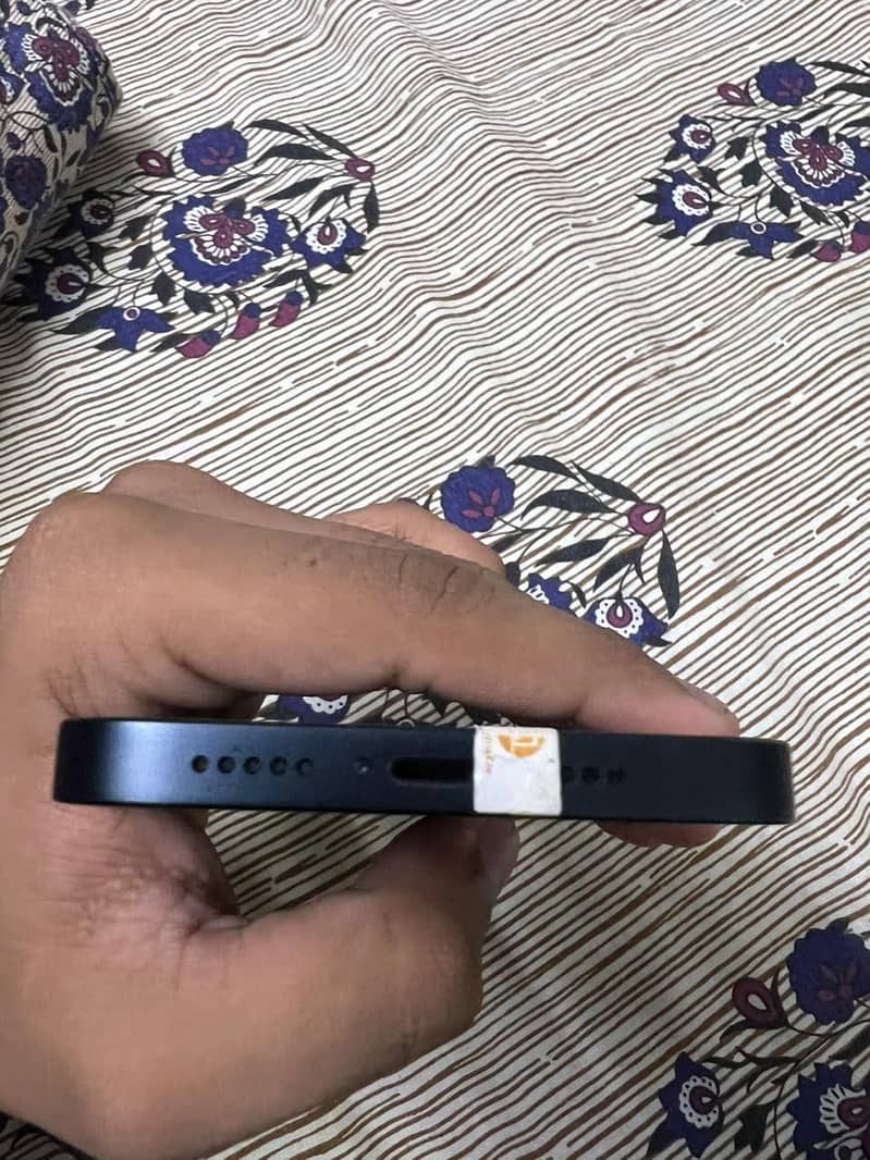Apple iPhone 14 2
