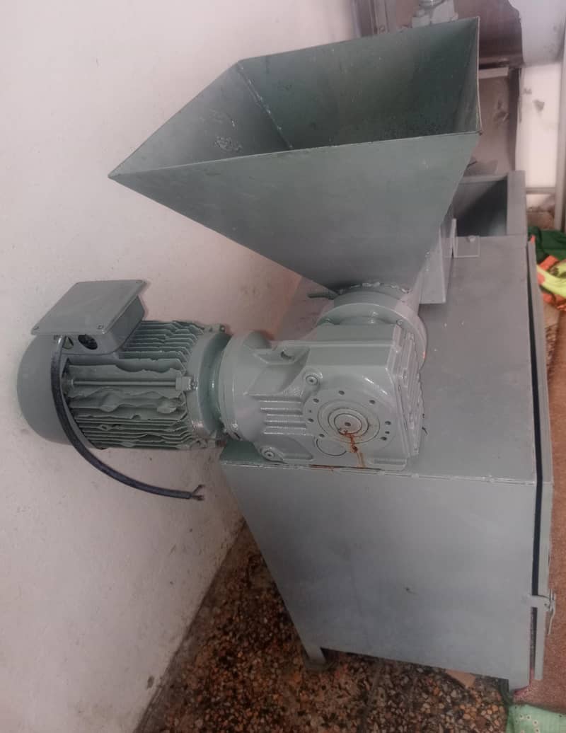Soap Making Machine 4