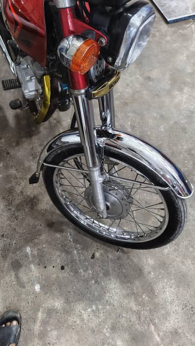 CG. 125 model 2017