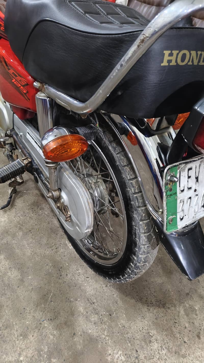 CG. 125 model 2017 10