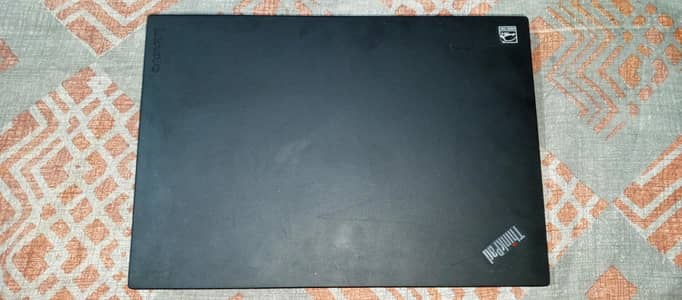 lenovo T470 8gb ram 256 gb ssd in 10/10 condition