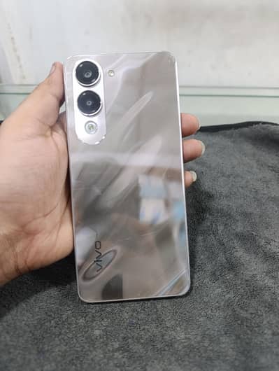 Vivo Y04