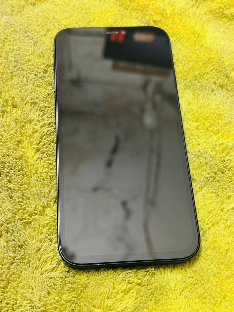 Apple iPhone 12 8
