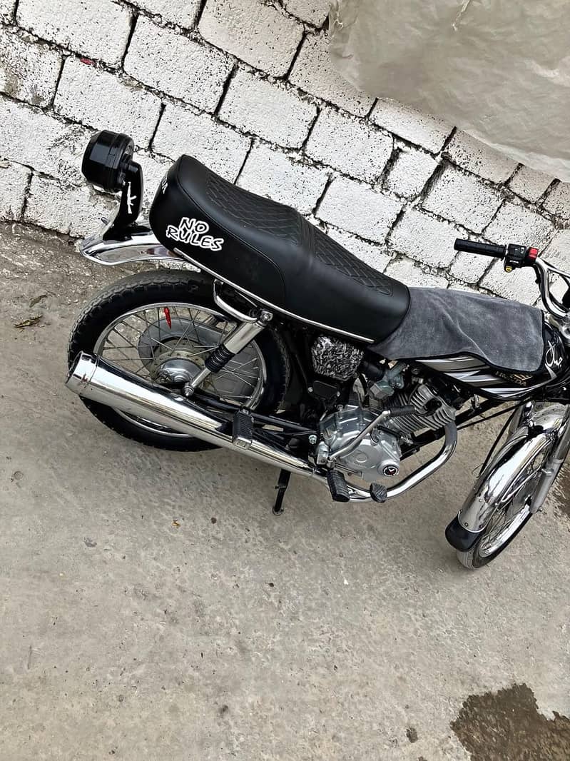CG 125 2