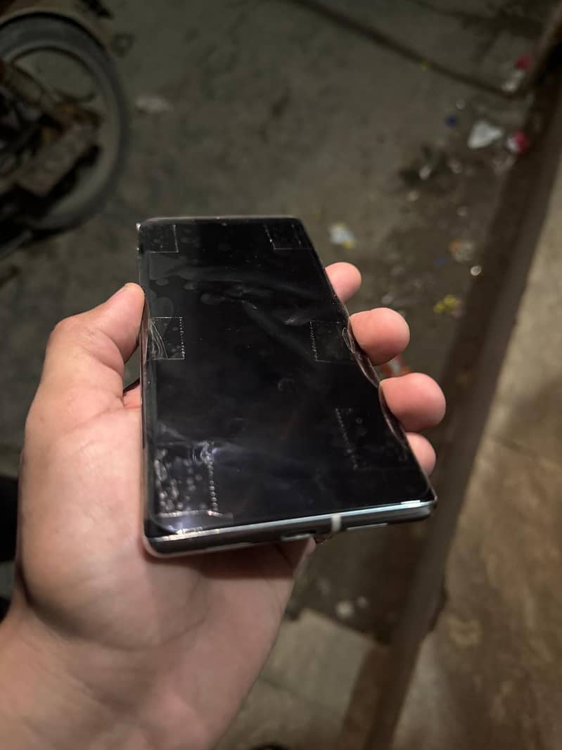 Google Pixel 6 Pro 2