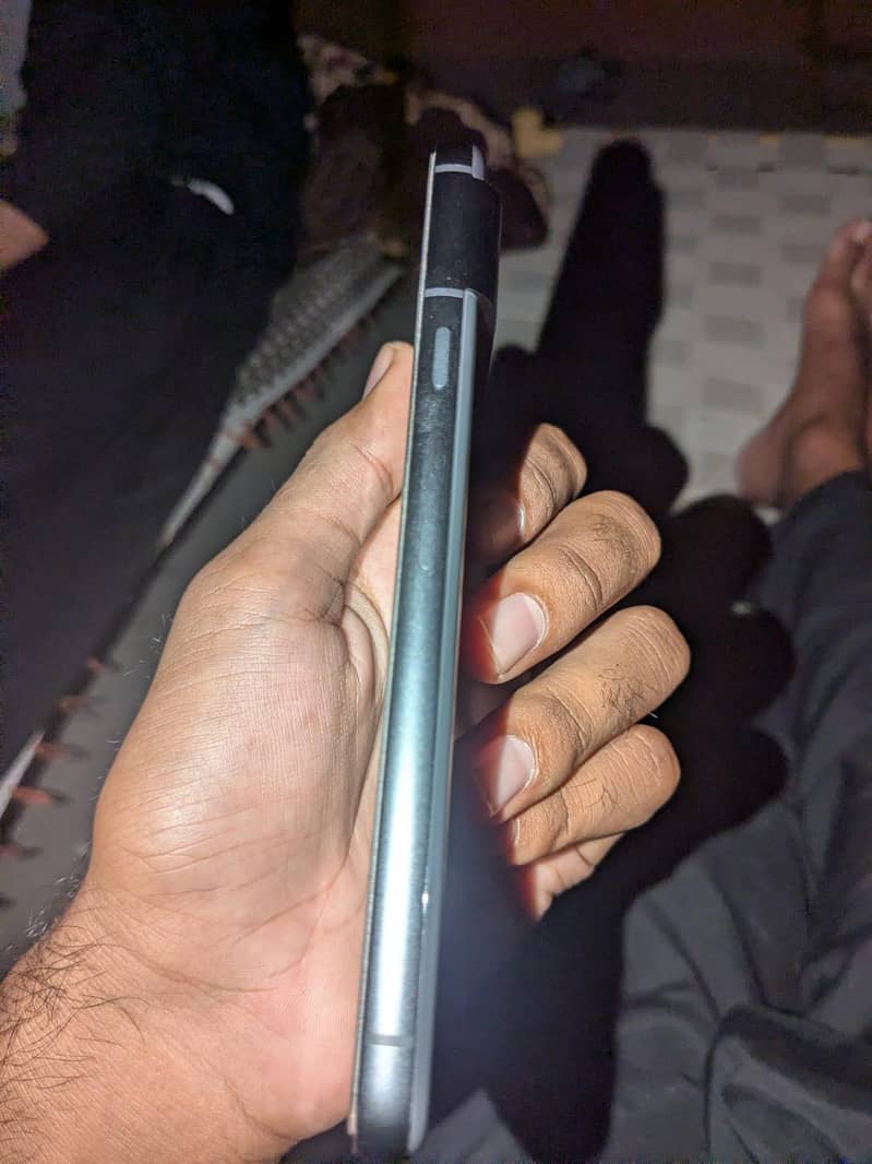 Google Pixel 8 1