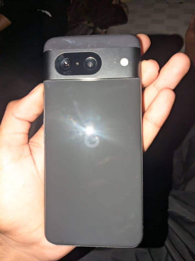 Google Pixel 8 5
