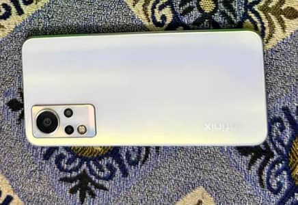 Infinix Note 11 no oupn riper mobile or chrger AMOLED disply