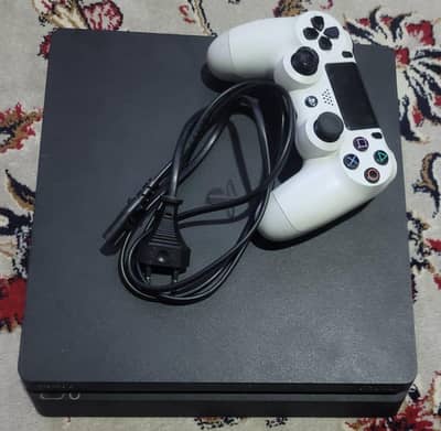 PS4 Slim Version 13.52 Jailbreak 500GB with 7 games install
