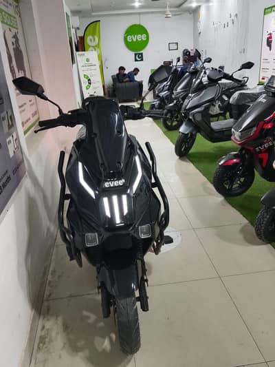 evee Sqube Black available for sale Gen Z, Gen Z pro, S1 ,