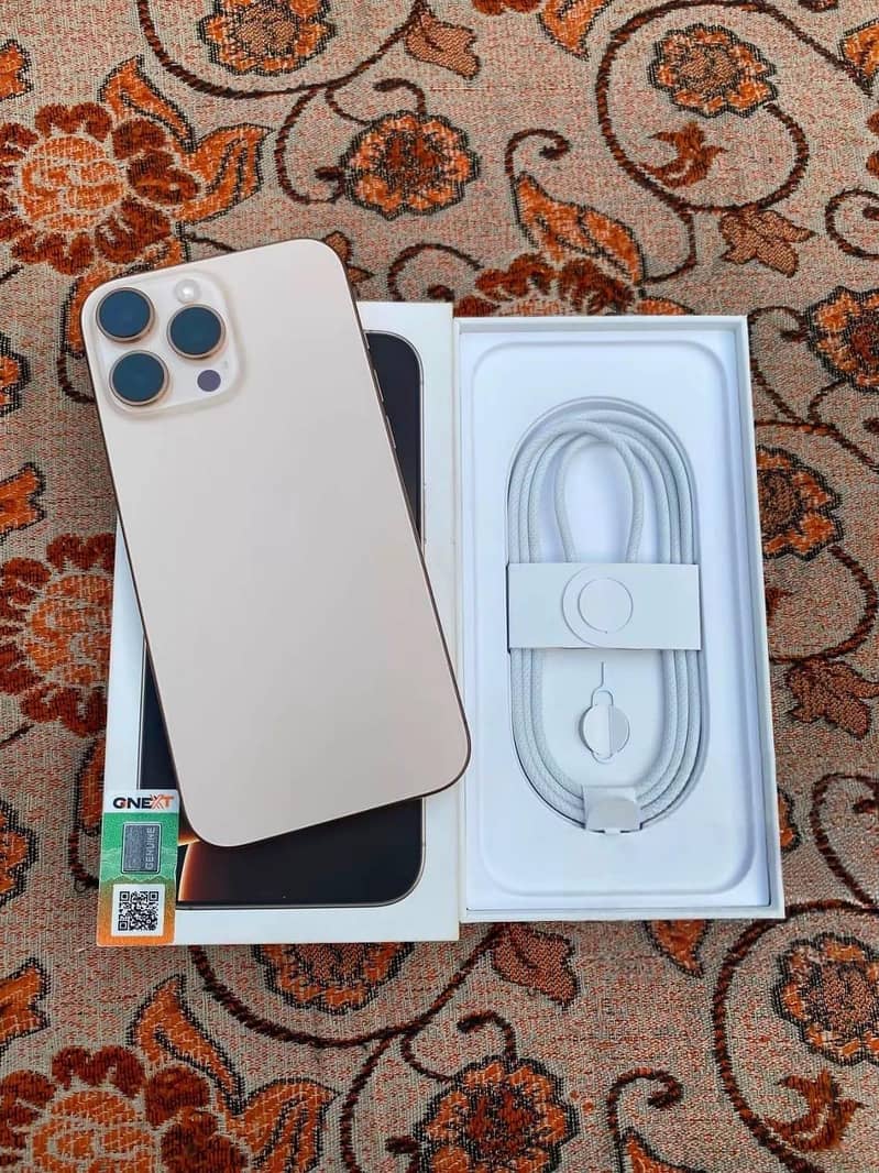 Apple iPhone 16 Pro Max 0