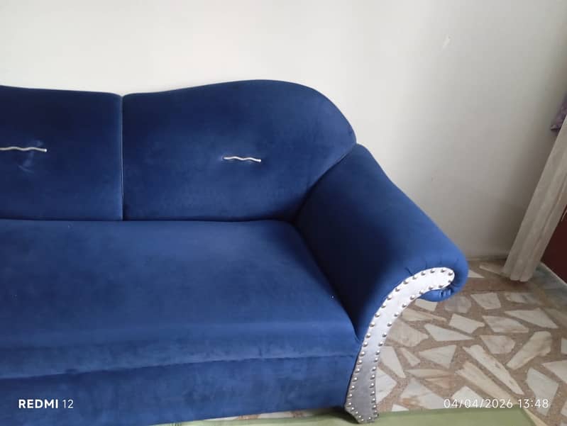 5 seater sofa 3